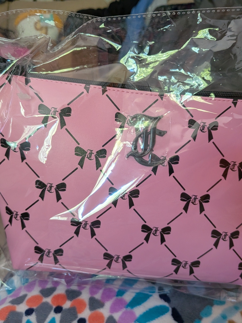 Juicy Couture Pink Cosmetic Pouch with Black Bow Print - Picture 7 of 8